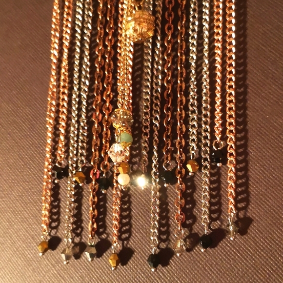 Handmade chain and bead embellished bib necklace - Picture 5 of 8